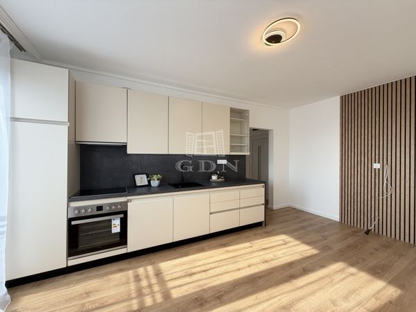 Eladó Székesfehérvár Lakás (panel)