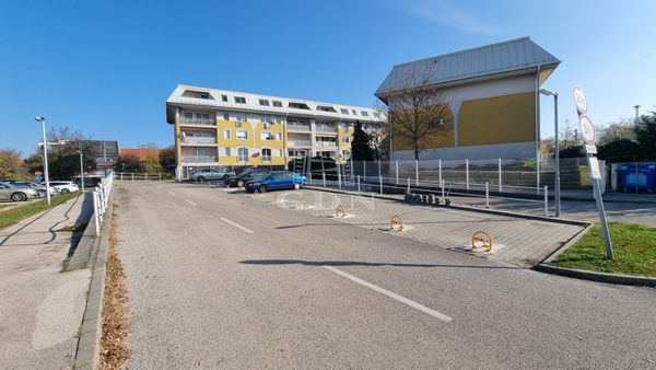 închiriere Székesfehérvár Garaj