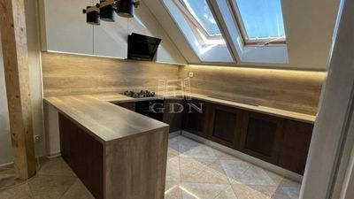 Székesfehérvár Wohnung - 77.800.000 HUF