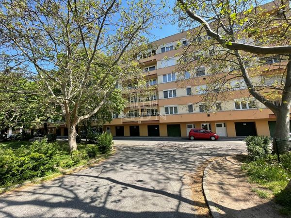 Verkauf Székesfehérvár Wohnung (Ziegel)