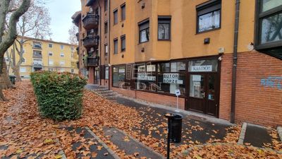 Székesfehérvár Gewerbe - Geschäftsräume - 820.000 HUF