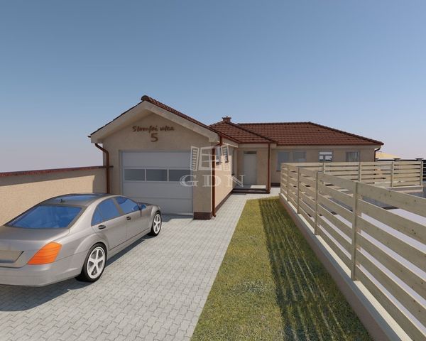 出卖 Székesfehérvár 家庭别墅