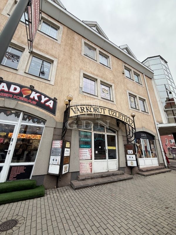 Eladó Székesfehérvár Iroda