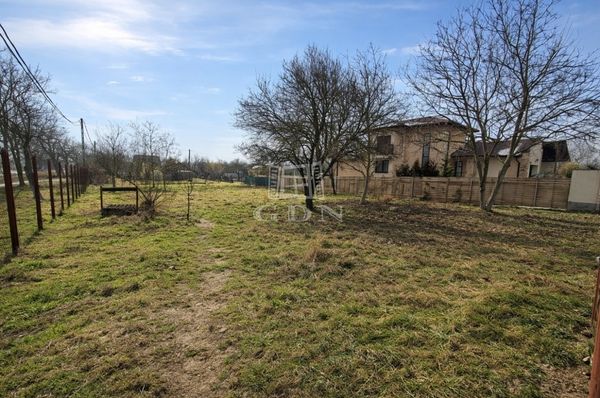 Eladó Székesfehérvár Telek