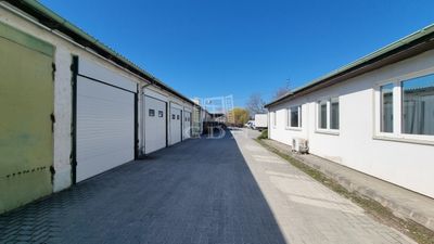 Székesfehérvár Склад - 350.000 HUF