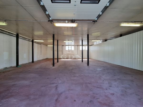 Kiadó Székesfehérvár Raktár