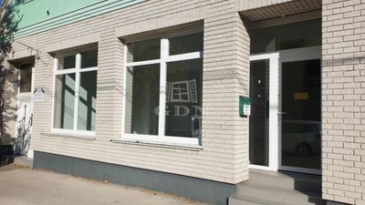 Székesfehérvár Üzlethelyiség - 160.000 Ft