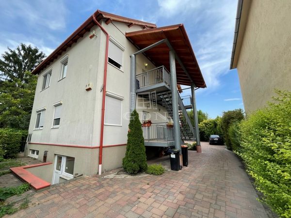 închiriere Székesfehérvár Apartament