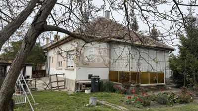 Székesfehérvár Családi ház - 66.900.000 Ft