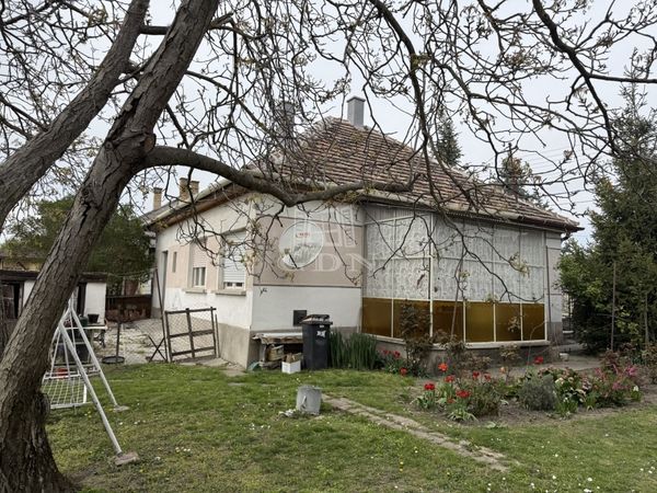 Eladó Székesfehérvár Családi ház