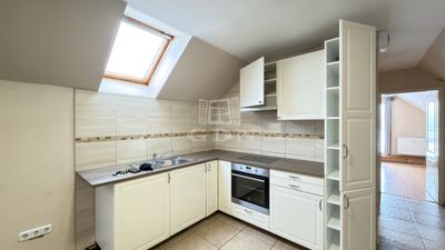 Székesfehérvár Lakás - 185.000 Ft