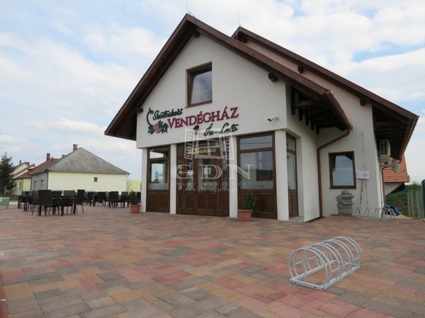 Vânzare Pákozd Comercial, Catering