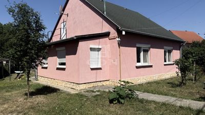 Székesfehérvár Einfamilienhaus - 65.000.000 HUF