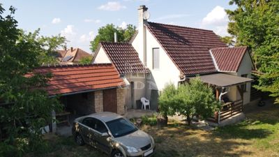 Szabadbattyán 家庭别墅 - 72.000.000 HUF