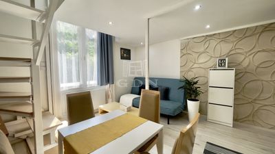 Budapest, VIII. kerület Lakás - 325.000.000 Ft