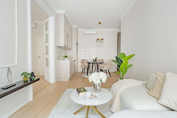 Eladó Budapest XIII. kerület Lakás (téglaépítésű)