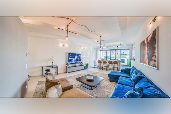 Eladó Budapest V. kerület Lakás (téglaépítésű)