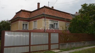 Boldog Családi ház - 34.500.000 Ft