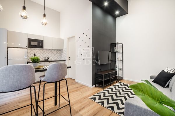 Продается Budapest VI. kerület Квартира (кирпичная)