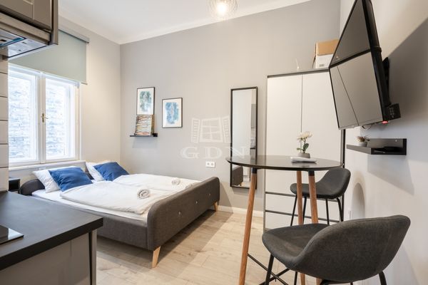 Eladó Budapest VII. kerület Lakás (téglaépítésű)