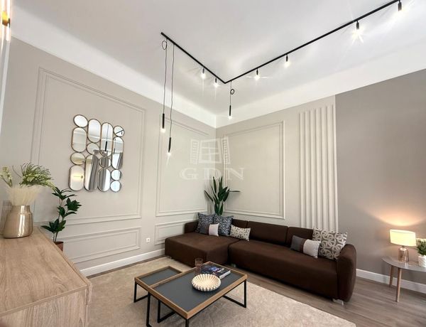 Vânzare Budapest VI. kerület Locuinta (caramida)