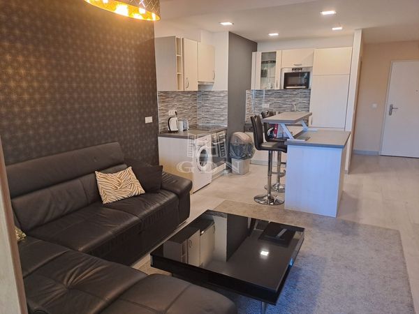 Eladó Budapest IX. kerület Lakás (téglaépítésű)