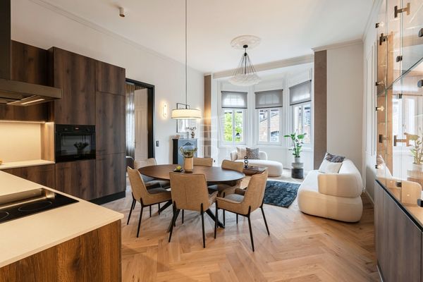 Eladó Budapest I. kerület Lakás (téglaépítésű)