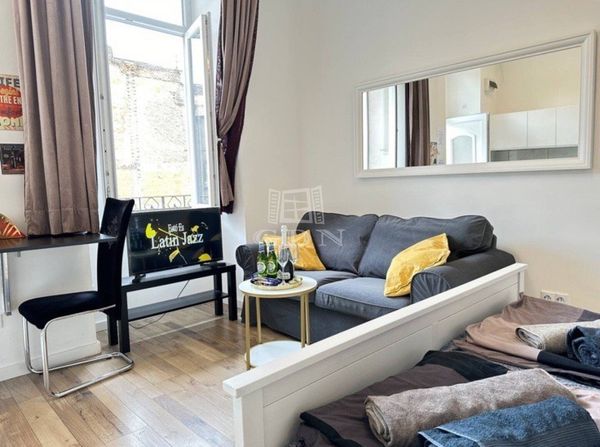 出卖 Budapest VII. kerület 公寓房