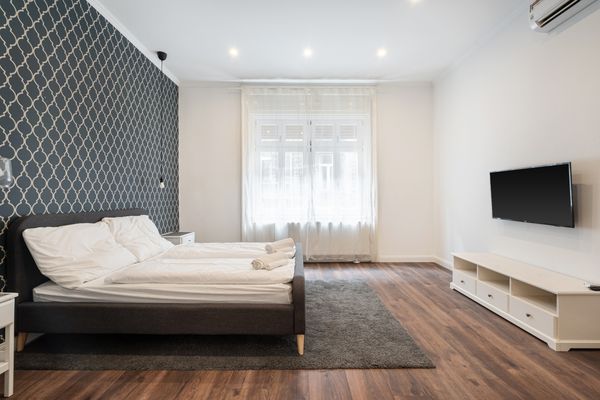 Eladó Budapest VI. kerület Lakás