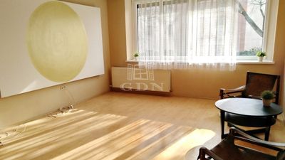 Budapest, II. kerület Lakás - 350.000 Ft