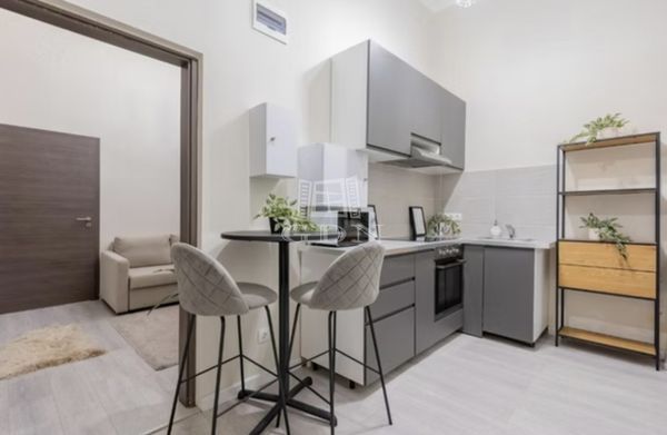 Eladó Budapest VI. kerület Lakás