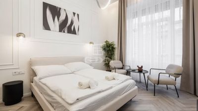 Budapest, VI. kerület Lakás - 160.000.000 Ft