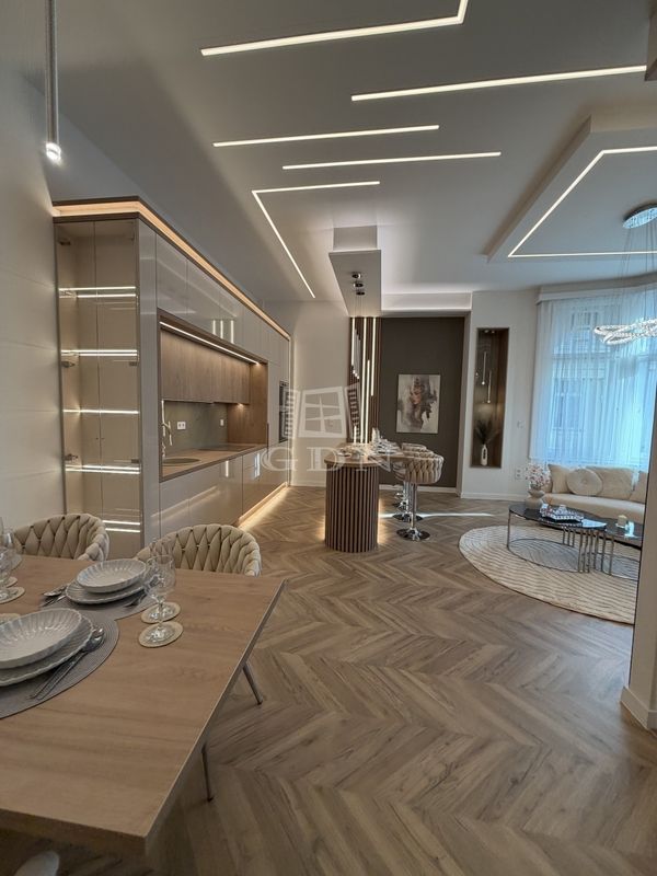 Eladó Budapest V. kerület Lakás