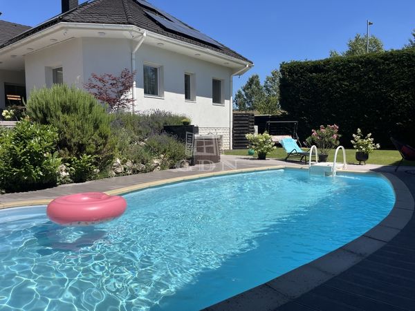 Eladó Budapest XVI. kerület Családi ház