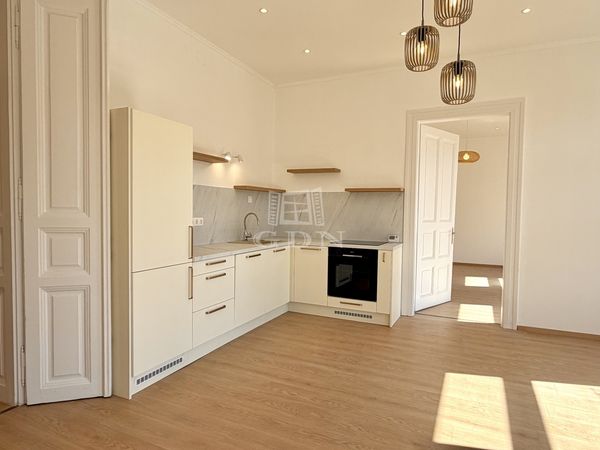 Eladó Budapest VIII. kerület Lakás