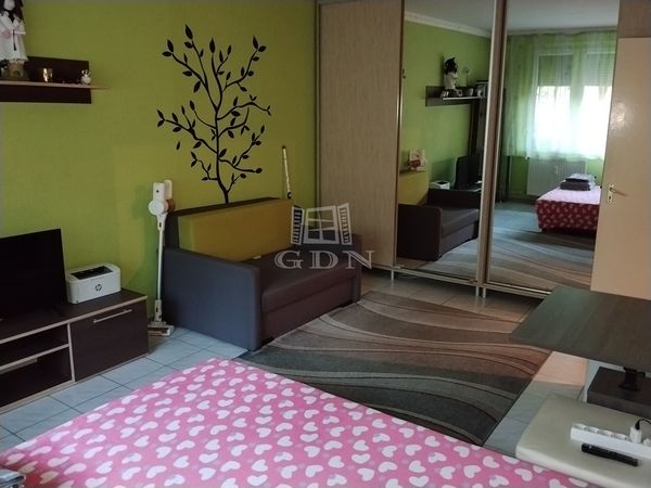 Eladó Budapest XXI. kerület Lakás