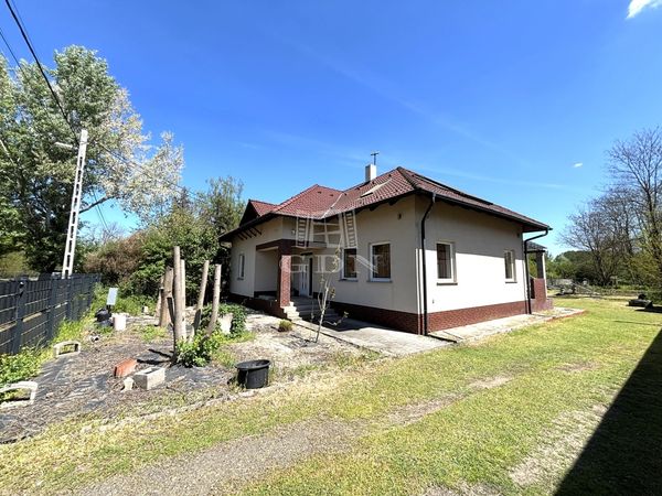 Verkauf Tápiószecső Einfamilienhaus