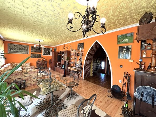 For sale Monorierdő Family House