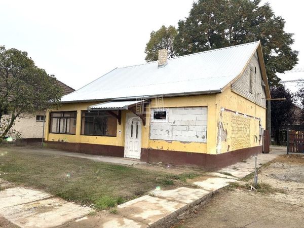 Продается Üllő Частный дом