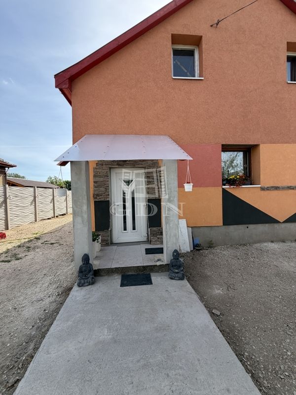 Vânzare Ócsa Casa Familiala