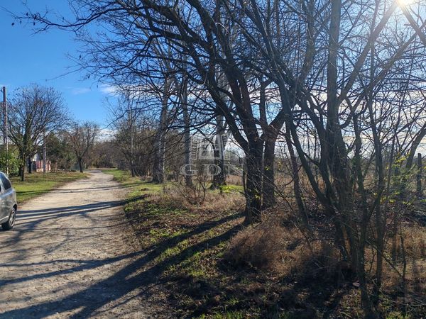 Verkauf Gyömrő Wohngrundstück