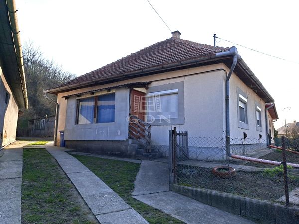 Eladó Bénye Családi ház