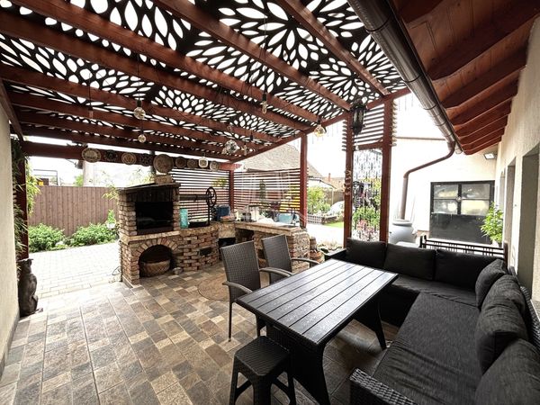 For sale Vecsés Family House