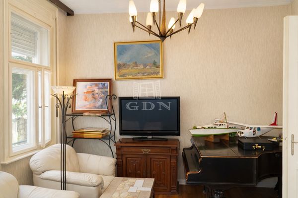 Eladó Budapest XV. kerület Családi ház