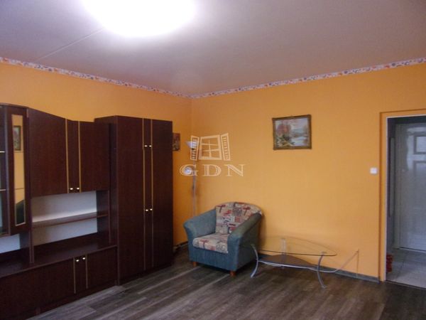 Eladó Budapest XIII. kerület Lakás (panel)