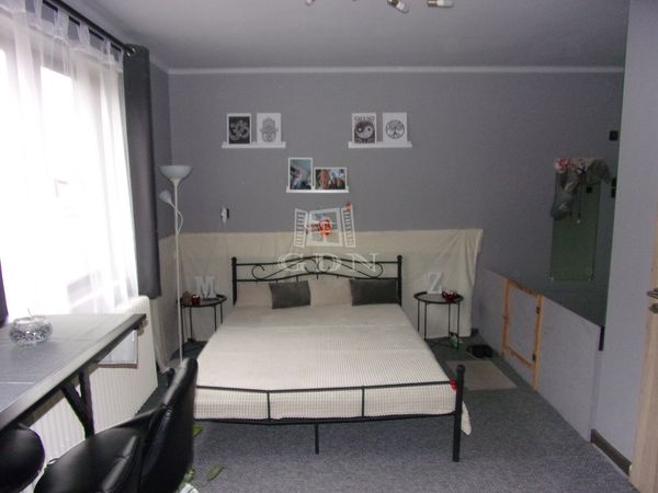 出卖 Péteri 家庭别墅