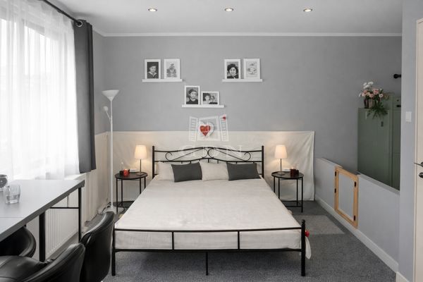 Eladó Péteri Családi ház