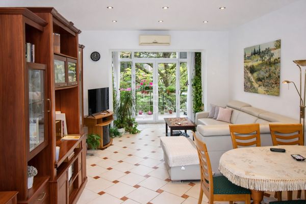 Eladó Budapest III. kerület Lakás