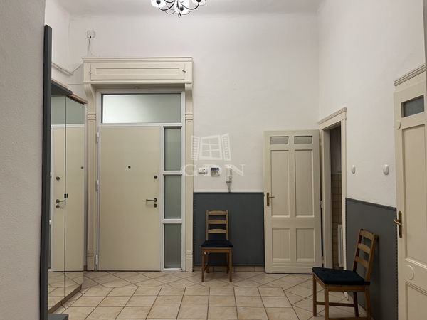 Eladó Budapest V. kerület Lakás