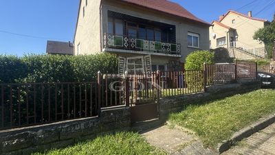 Pécs Einfamilienhaus - 49.900.000 HUF